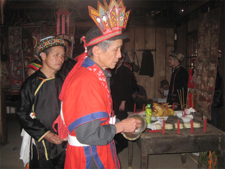 Ăn Tết độc đáo của người Dao đỏ