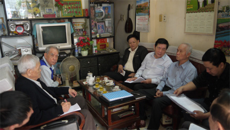 Bên sông Hàn kể chuyện Điện Biên