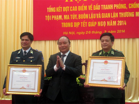 Đấu tranh, ngăn chặn hiệu quả tội phạm ma túy, buôn lậu và gian lận thương mại 