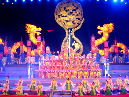 Bên lề Festival Huế 2014