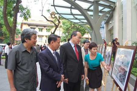 Triển lãm ảnh “Điện Biên Phủ - 60 năm bản hùng ca”