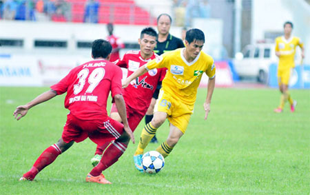 Vòng 19 V-League 2014: Mưa bàn thắng
