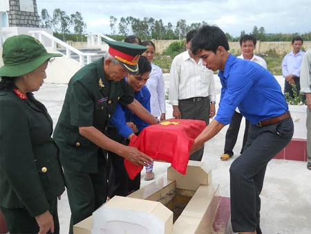Ban CHQS huyện Phù Cát (Bình Định): Tổ chức lễ truy điệu và an táng liệt sĩ Trần Đạn