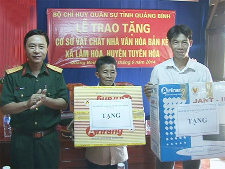 Bộ CHQS tỉnh Quảng Bình chung sức xây dựng nông thôn mới