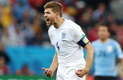 Steven Gerrard giã từ sự nghiệp thi đấu quốc tế