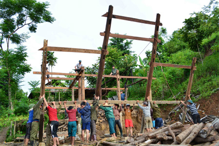 Sơn La: Quân dân chung tay “dọn mưa lũ”