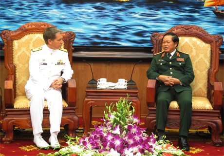 Thượng tướng Đỗ Bá Tỵ tiếp Tư lệnh Hải quân Ô-xtrây-li-a