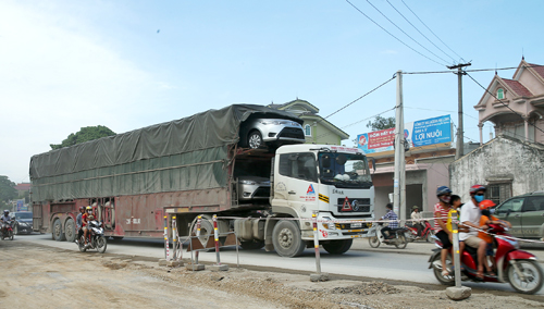 “Máy bay mặt đất” hoành hành trên Quốc lộ 1