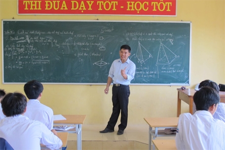 Thầy Quang “3 bánh” đa tài