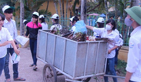 “Tuyên truyền bảo vệ môi trường và ra quân làm sạch môi trường” tại Bắc Giang