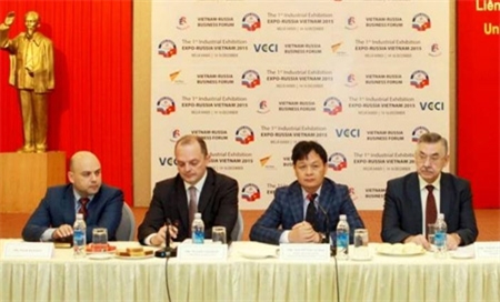 Họp báo giới thiệu Triển lãm Công nghiệp Việt - Nga