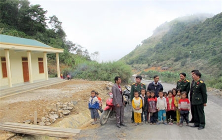 Những người mở đường lên đỉnh “Phù Xai”