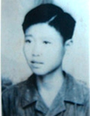 Đồng chí Cao Văn Đoan được an táng ban đầu ở Chư Thoi, Khu 4, Gia Lai