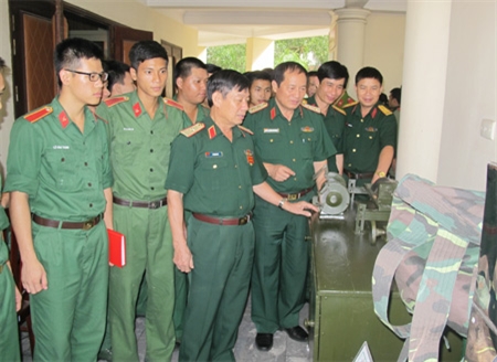 Tạo đột phá về chất lượng đào tạo, nghiên cứu khoa học hậu cần quân sự