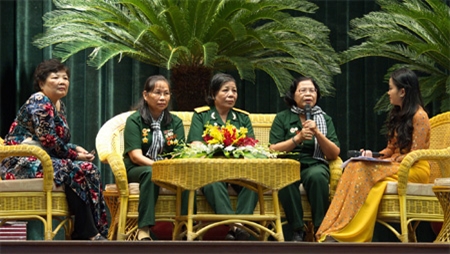 Nghĩa tình nữ chiến sĩ pháo binh