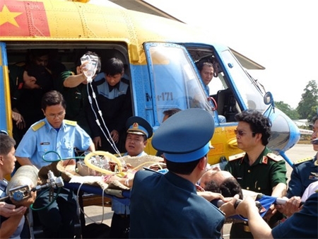 Người thầy thuốc nặng tình với Trường Sa