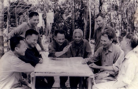 Sáng tạo trong kế sách bám dân, bám đất