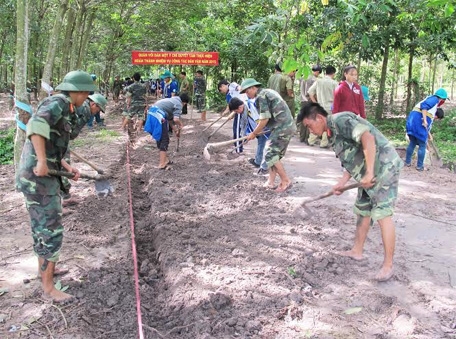 Quân dân vùng biên sâu nặng nghĩa tình