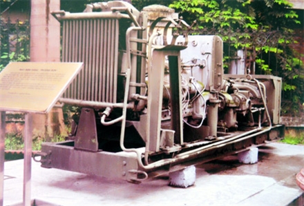 Máy bơm xăng Trường Sơn