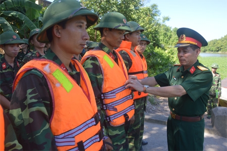 Củng cố tổ chức, nâng chất lượng công tác quốc phòng