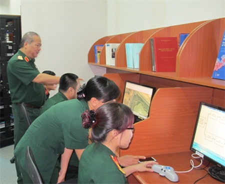 Nghiên cứu phát triển và ứng dụng công nghệ hiện đại vào bảo đảm địa hình quân sự