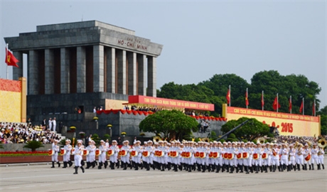 Thi đua ở cơ quan tham mưu chiến lược