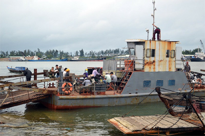 Kì 1: “Phượt” phà tìm về ốc đảo 