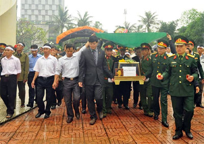 Đón nhận hài cốt liệt sĩ về quê hương