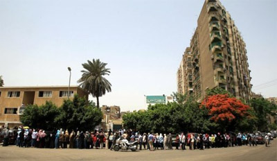 Cuộc đấu giữa các khuynh hướng chính trị