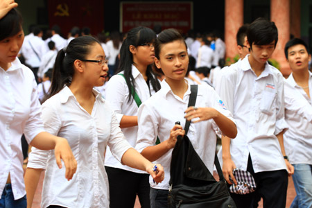 Xuất hiện “phao” trong môn thi đầu