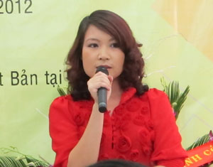 Di Li “bắt mạch” xã hội Việt Nam bằng “Chuyện làng văn”