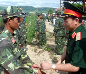 Phú Yên: Tổ chức thực binh bắn đạn thật
