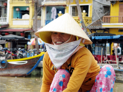 Những nụ cười trên dòng Hoài giang