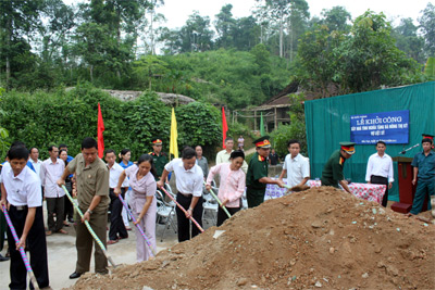 Ban CHQS thị xã Bắc Kạn khởi công xây dựng nhà tình nghĩa