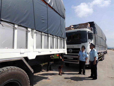 Tập trung chống buôn lậu trước Tết Nguyên đán