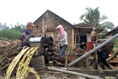 Lò mật mía “mùa” đỏ lửa