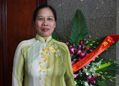 Món quà quý nhất ngày 20-11 là rổ khoai lang