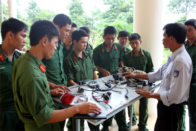 Khai giảng lớp đào tạo nghề cho bộ đội xuất ngũ