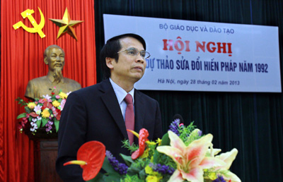 Dự thảo sửa đổi để làm rõ hơn sự tiến bộ xã hội