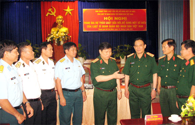 Tham gia ý kiến vào Dự thảo Luật sửa đổi, bổ sung một số điều của Luật Sĩ quan QĐND Việt Nam