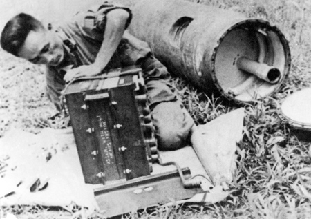 Bản anh hùng ca trên chiến trường sông biển: Người mở khóa vào cửa tử (bài 1)