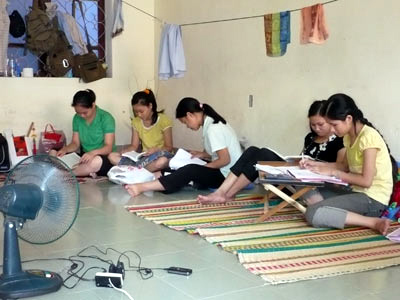 Sĩ tử “nóng” cùng giá nhà trọ