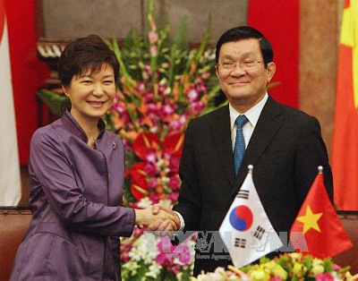 Lãnh đạo nước ta đón tiếp, hội đàm với Tổng thống Hàn Quốc