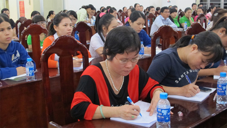 Dạy bảo mẫu tay ngang là bảo hộ cho bảo mẫu