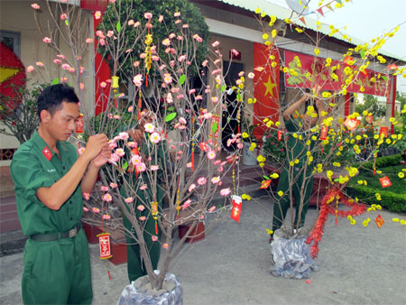 Sắc xuân biên giới Tây Nam