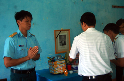 Đảo xa ấm áp nghĩa tình