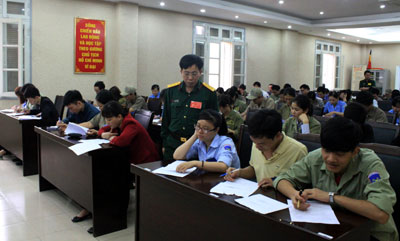 Thi nâng bậc thợ kỹ thuật ngành in quân đội năm 2014