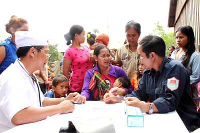 Kỷ niệm đẹp trên đất Cam-pu-chia