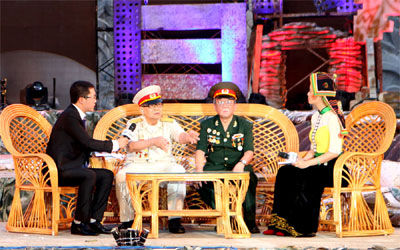 Cầu truyền hình Điện Biên và TP Hồ Chí Minh 