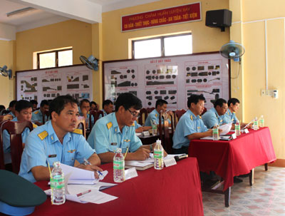 Hội thảo “Dạy thiết thực, học tích cực, huấn luyện chính quy, bảo đảm an toàn bay vững chắc’’